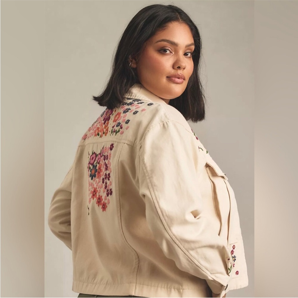 DOLAN Anthropologie Floral Embroidered cream denim jean Jacket size Large‎ new